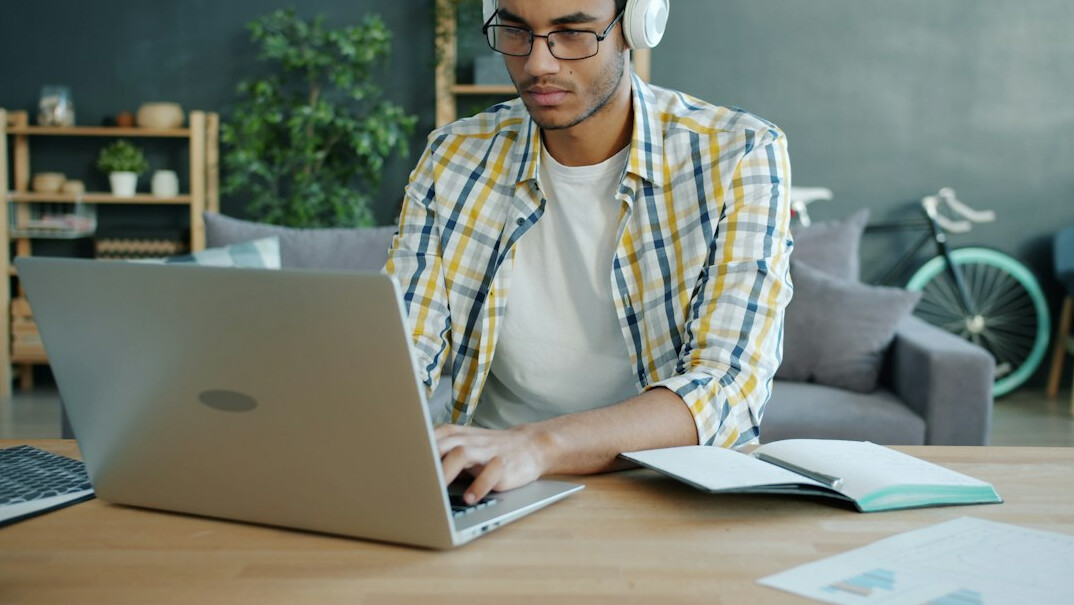 student completing online finance course